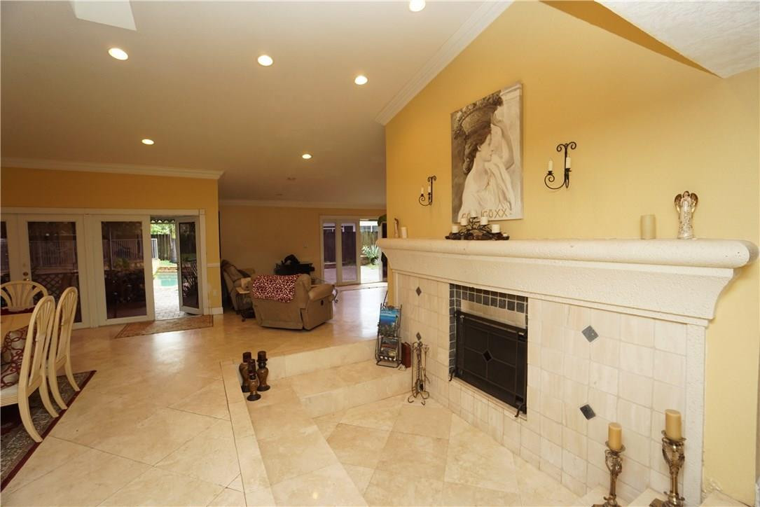 Woodmont Tr 64 95-40 B - Residential