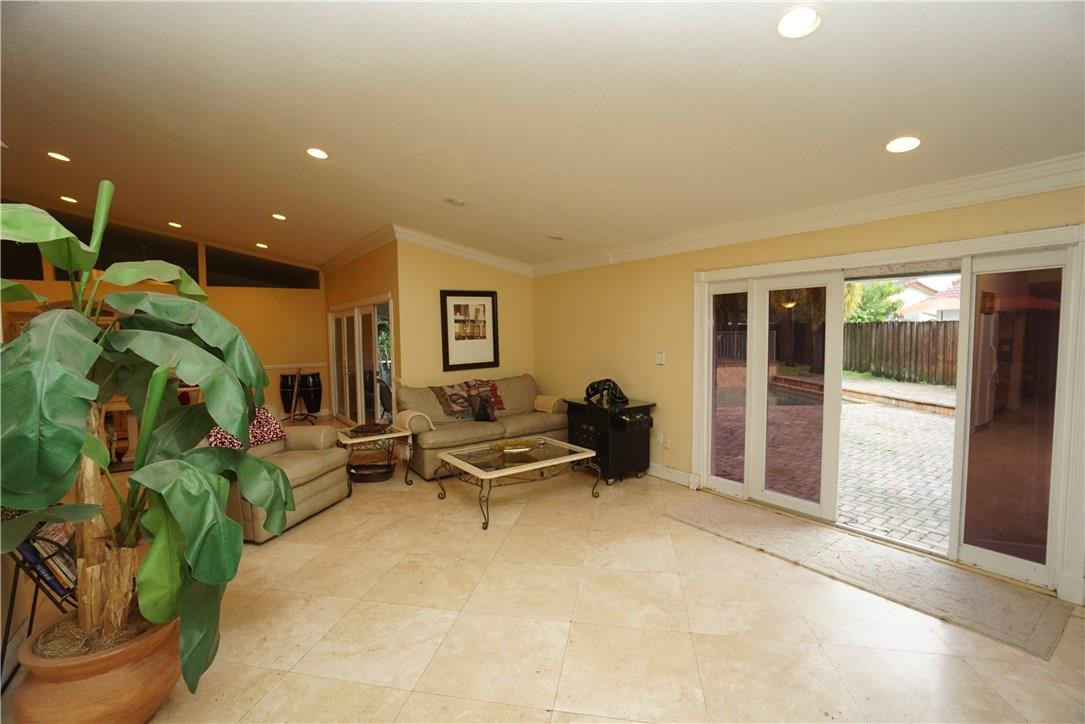 Woodmont Tr 64 95-40 B - Residential