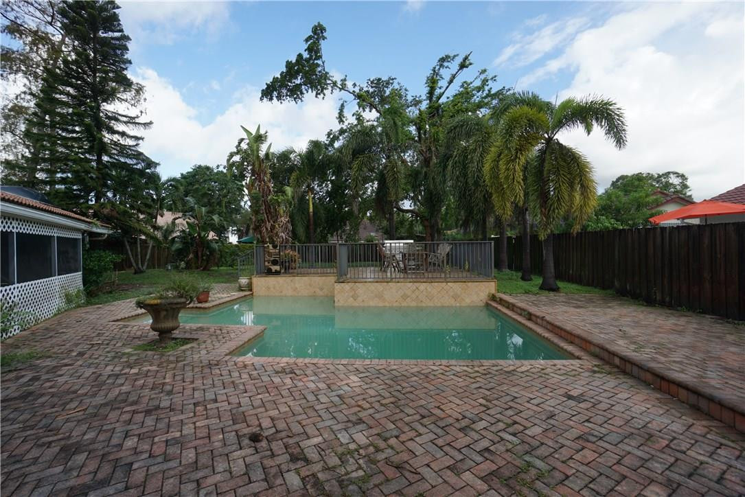 Woodmont Tr 64 95-40 B - Residential