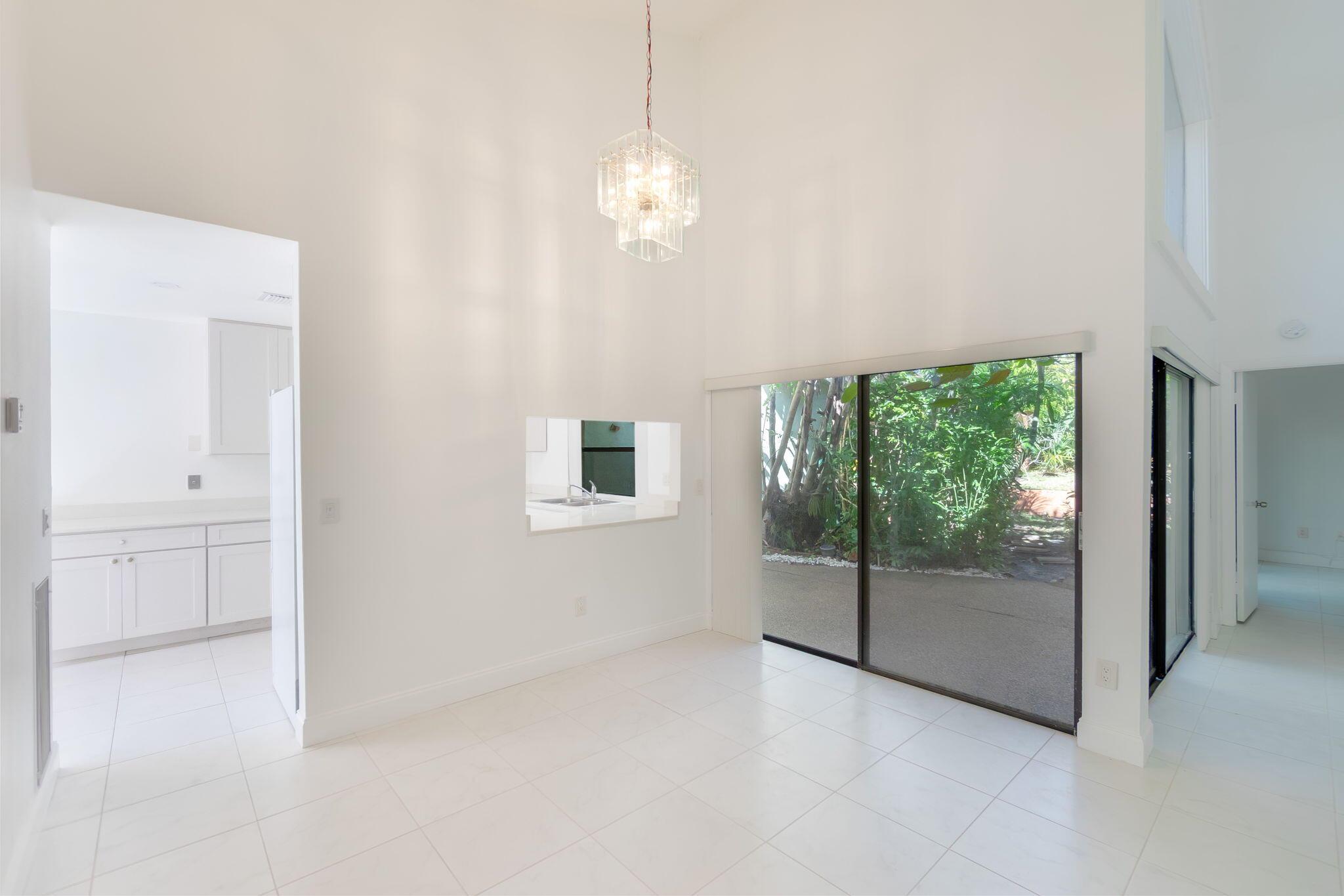 6090 Aloma Lane
