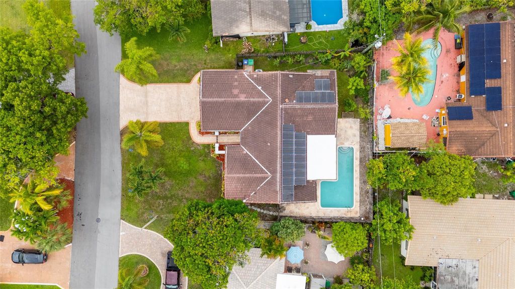 Photo of 4112 NW 78th Lane, Coral Springs, FL 33065 (MLS # F10513354)