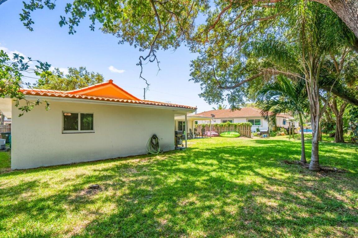 CONFERENCE LAKE ESTATES - Residential Lease