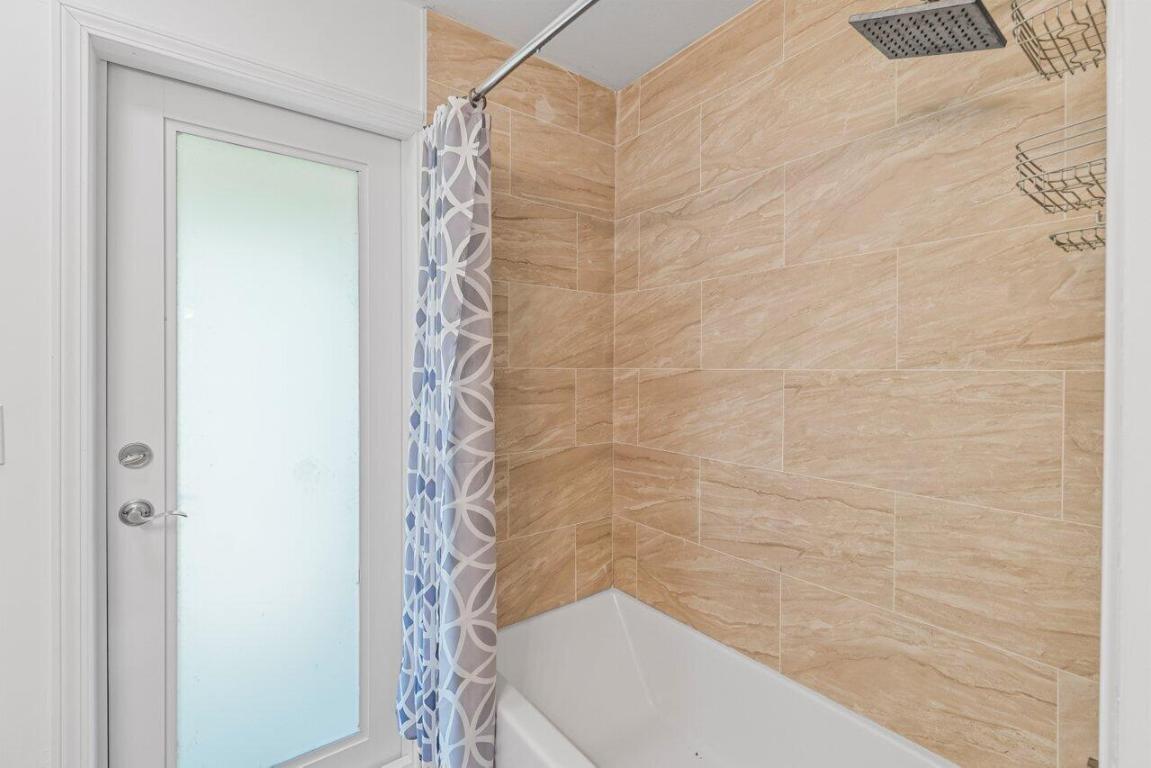 CONFERENCE LAKE ESTATES - Residential Lease