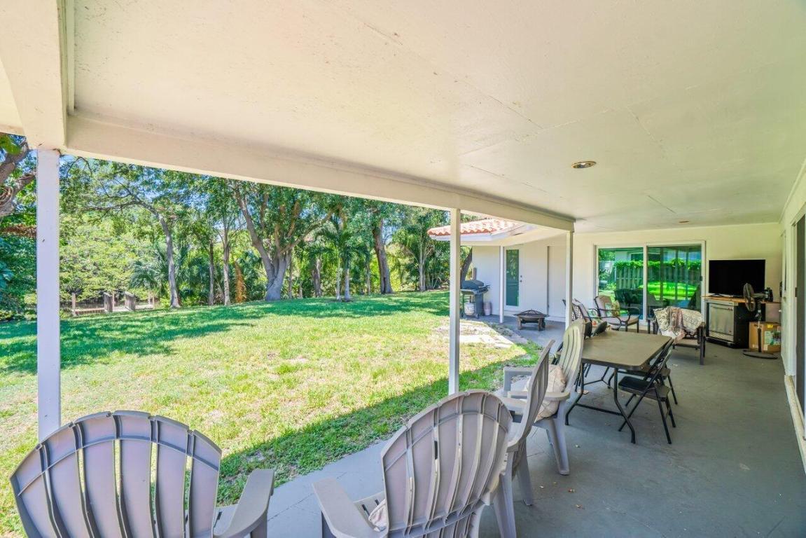 CONFERENCE LAKE ESTATES - Residential Lease