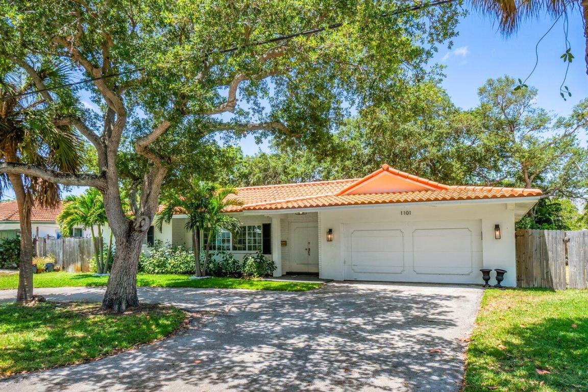 CONFERENCE LAKE ESTATES - Residential Lease