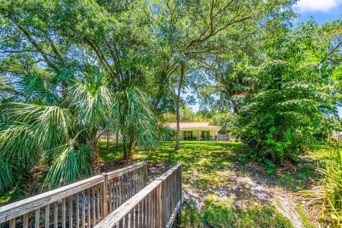 CONFERENCE LAKE ESTATES - Residential Lease