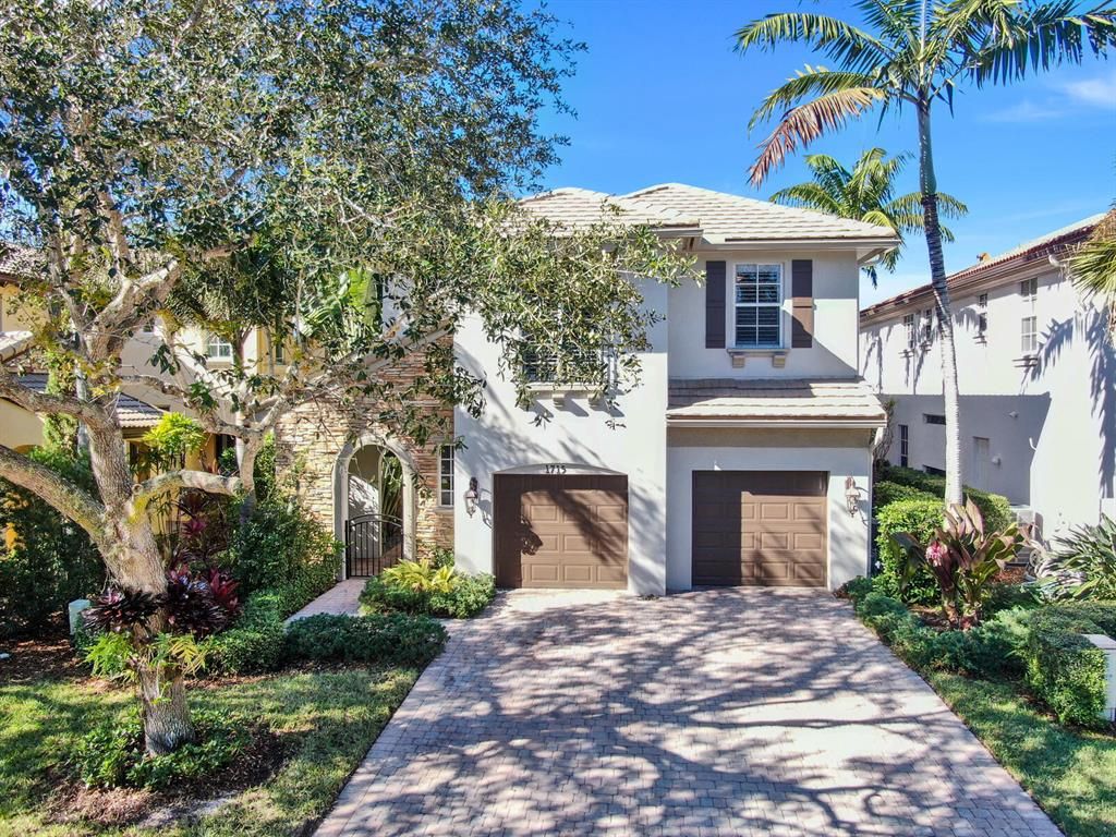 Photo of 1715 Nature Court, Palm Beach Gardens, FL 33410 (MLS # R10677617)