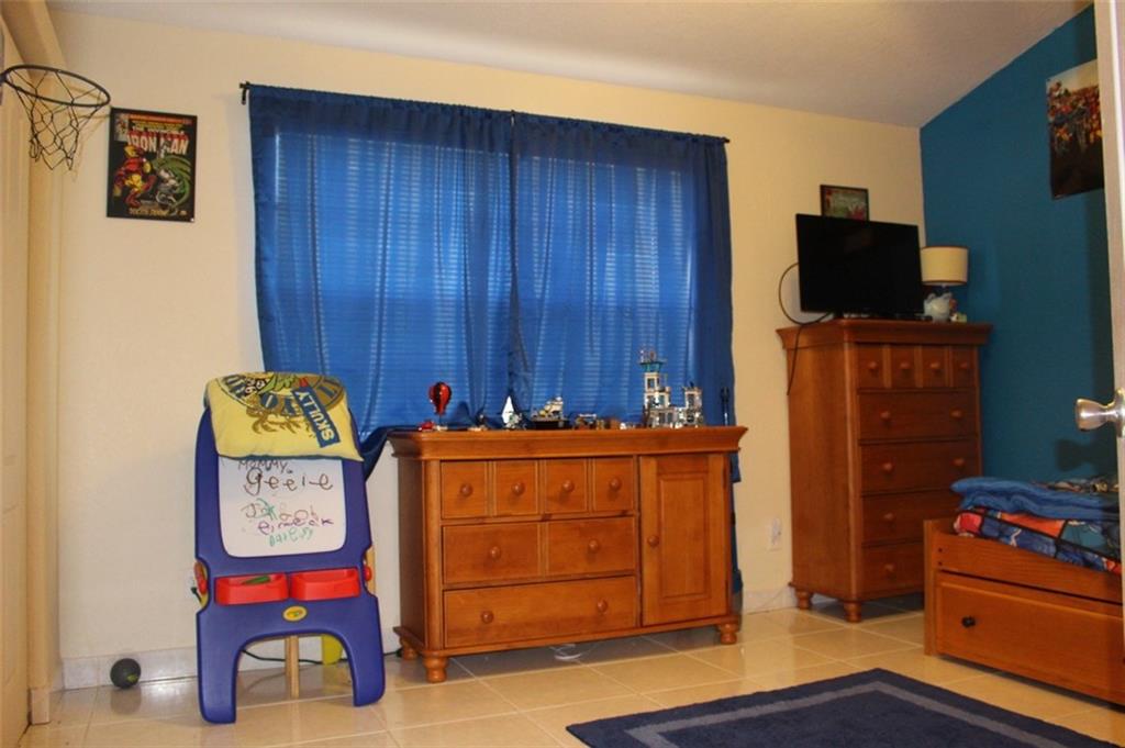 Crown Colony - Residential