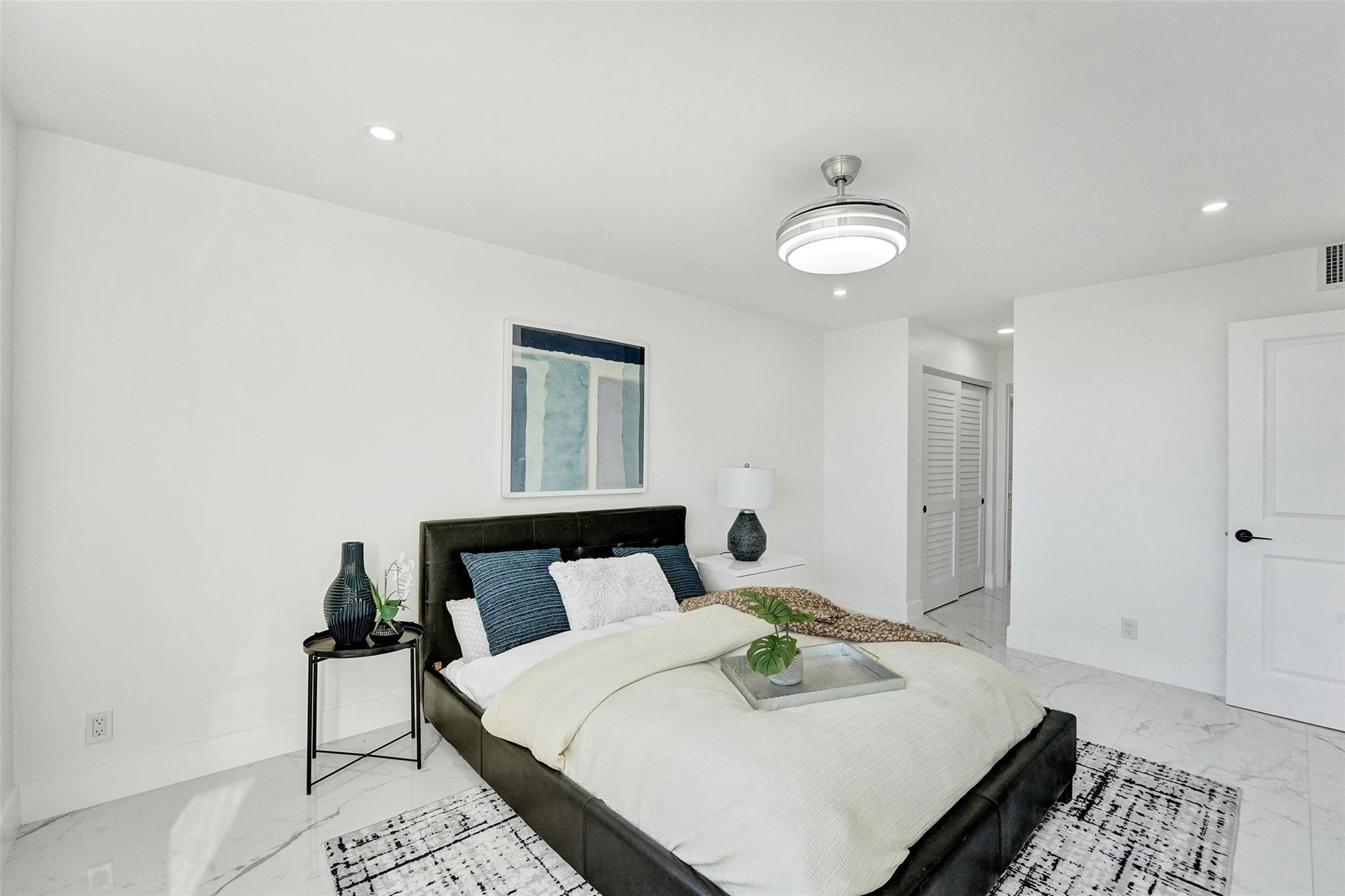 HOLLYBROOK GOLF AND TENNI - Residential