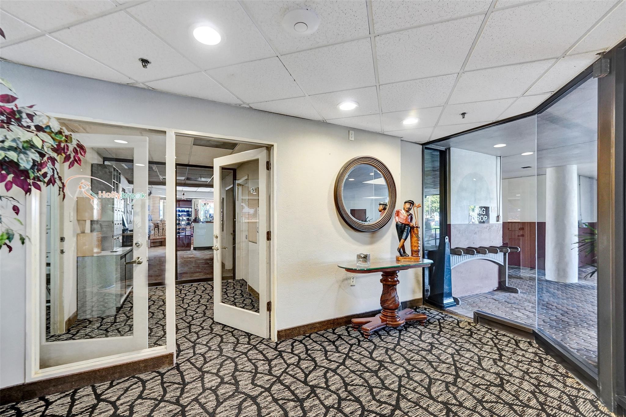 HOLLYBROOK GOLF AND TENNI - Residential