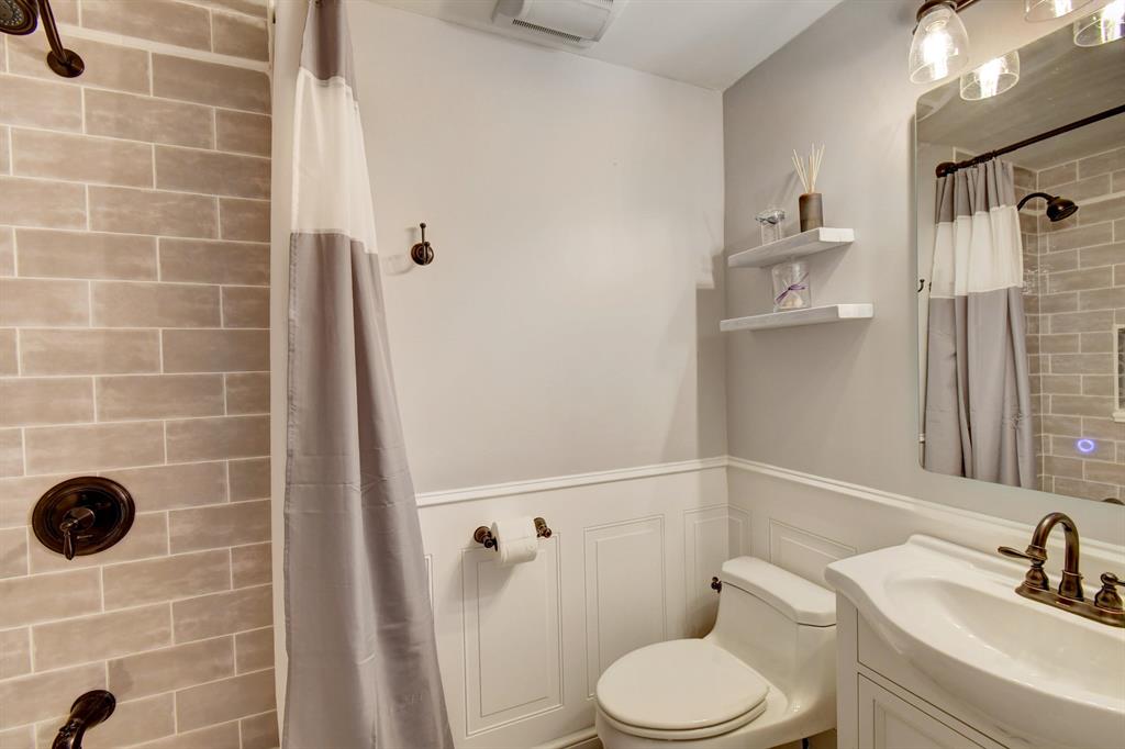 RIVER PARK UNIT 2 - Residential