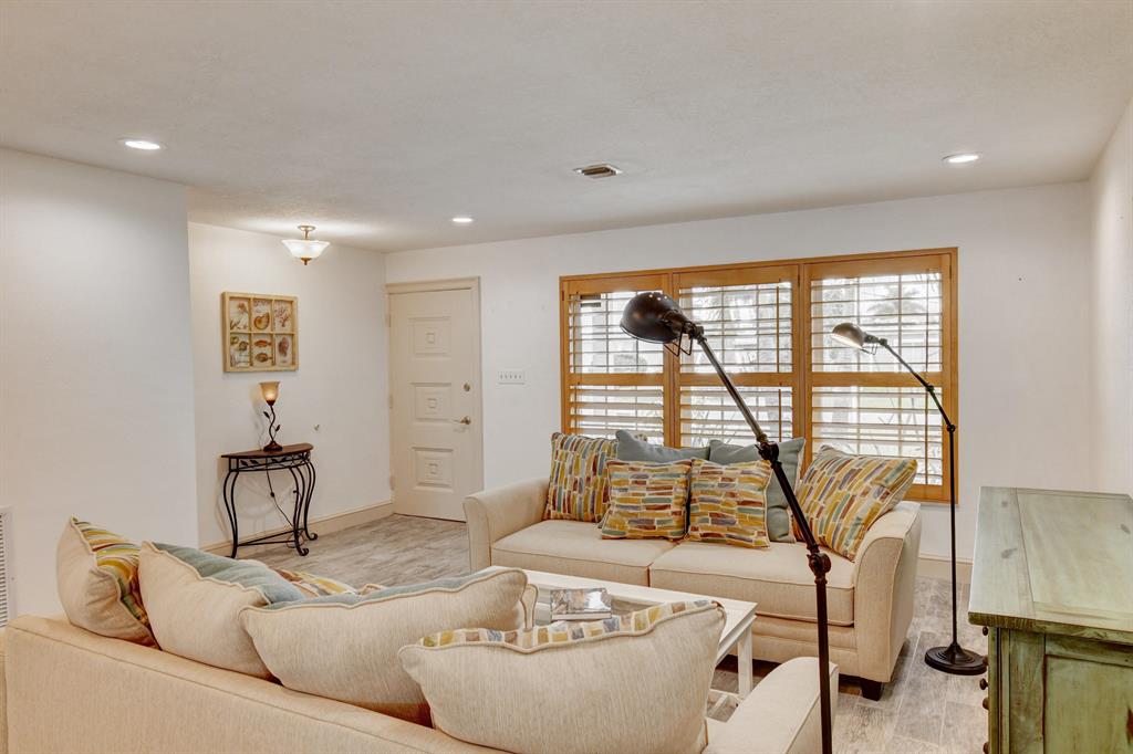 RIVER PARK UNIT 2 - Residential