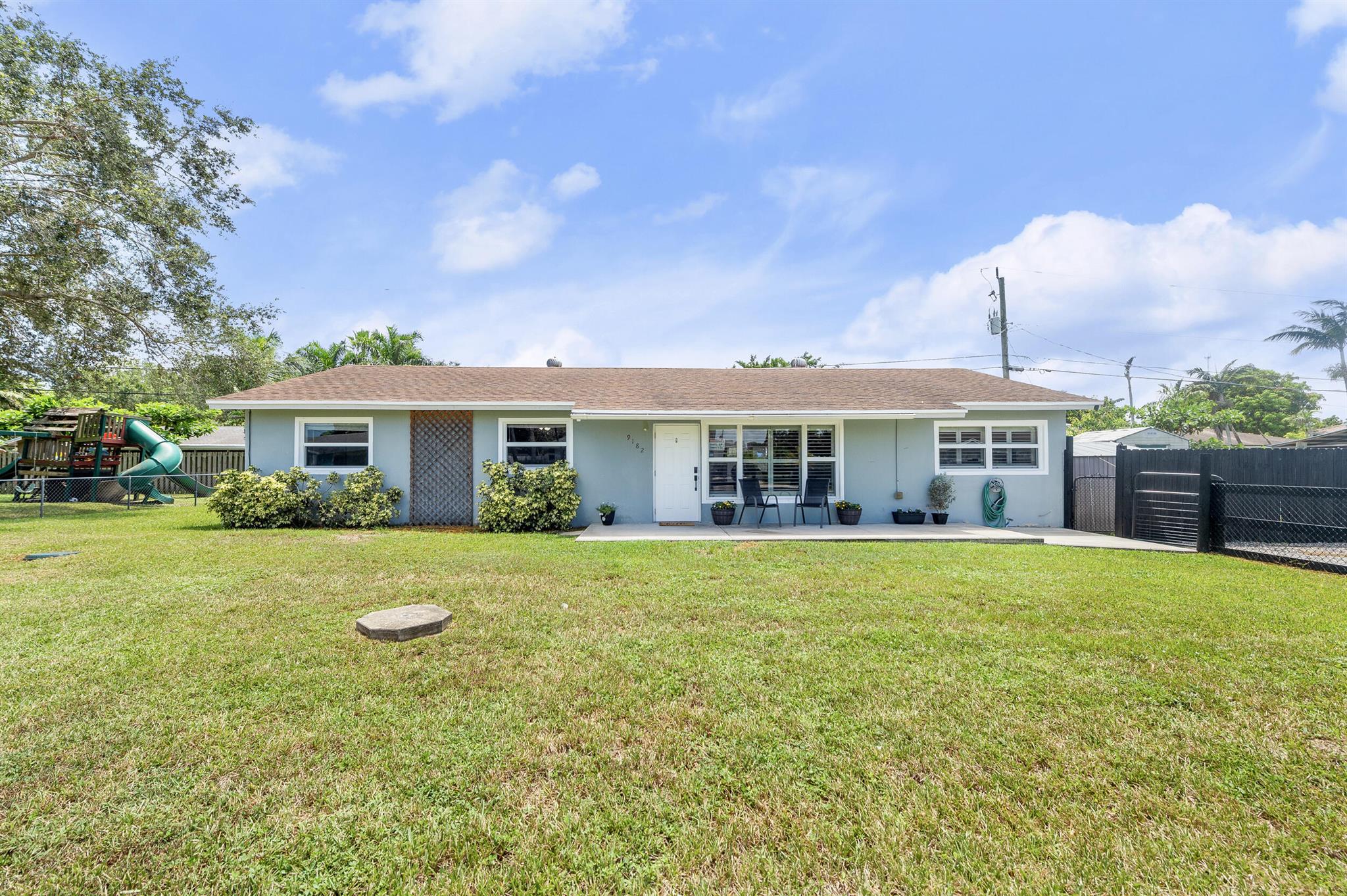 9182 Lantern Drive