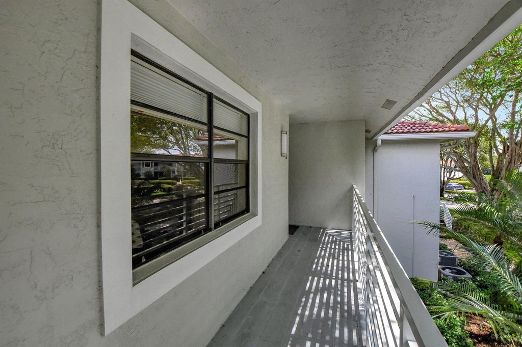 Photo of 35 Southport Lane #D, Boynton Beach, FL 33436 (MLS # R10967190)