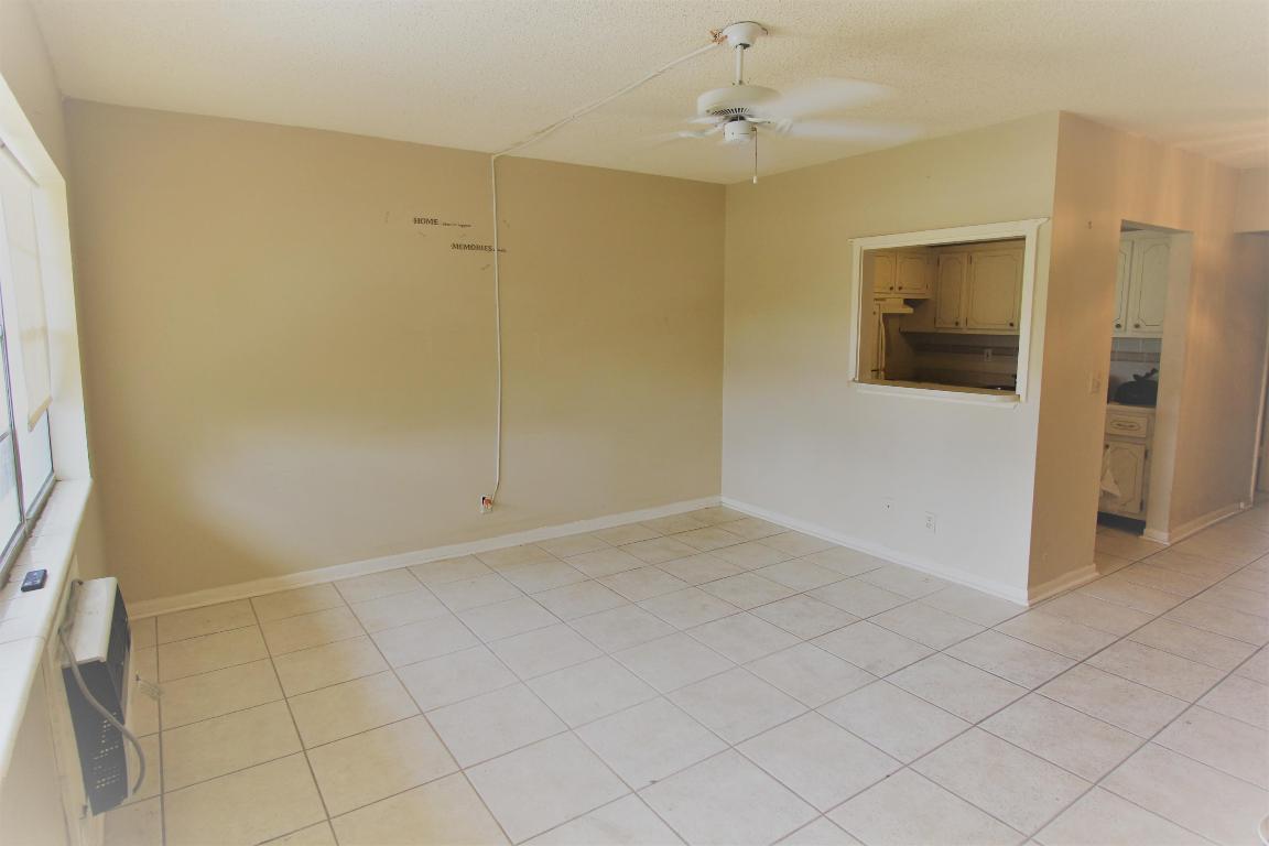 EASTHAMPTON CONDO - Residential