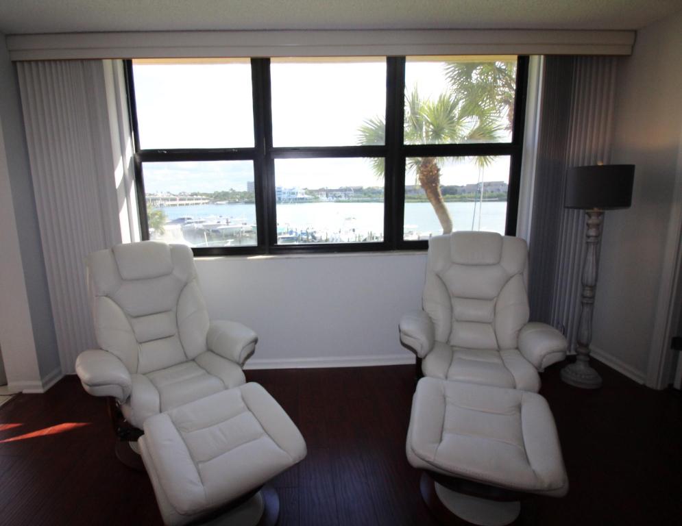 JUPITER COVE CONDO - Residential Lease