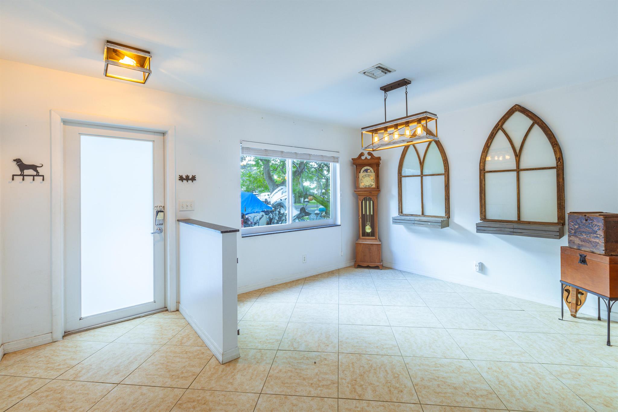106 NE 13th Avenue