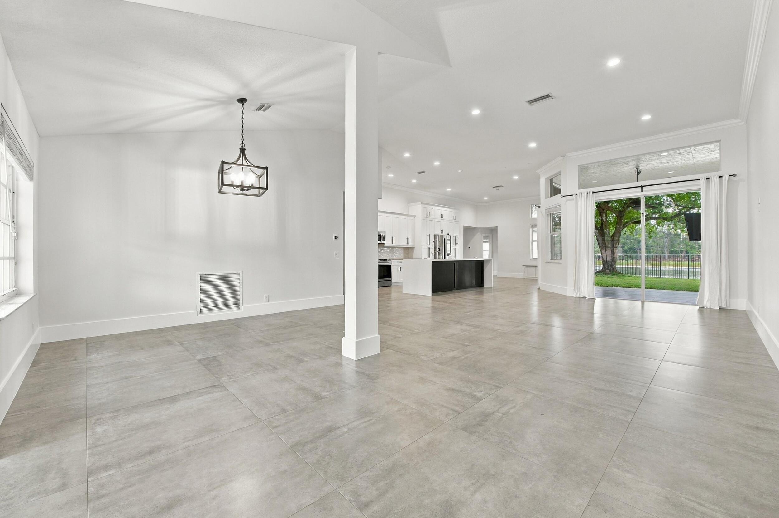 2559 Jardin Lane