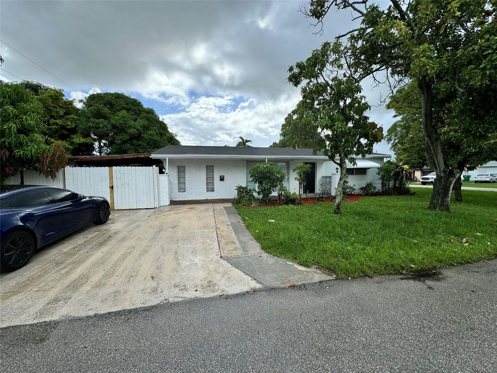 Photo of 2091 Oleander Drive, Miramar, FL 33023 (MLS # B26039396)