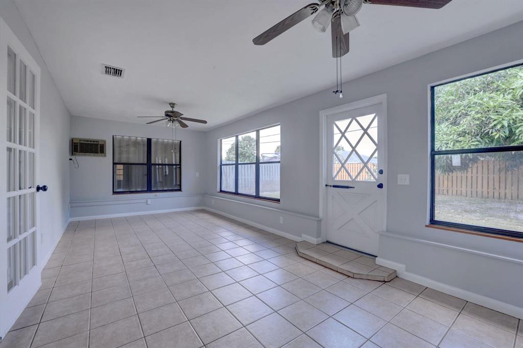 RIVER PARK UNIT 1 - Residential