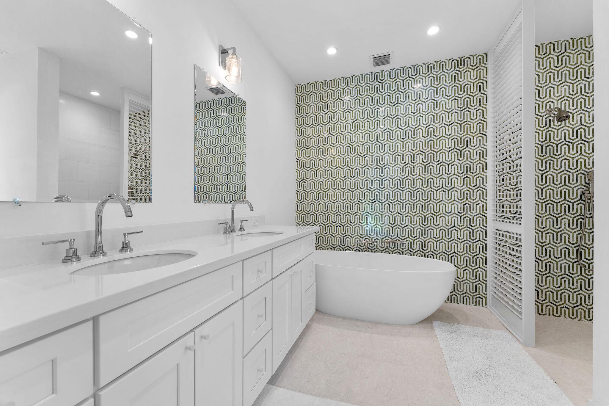 OLD PORT VILLAGE 2 - Residential