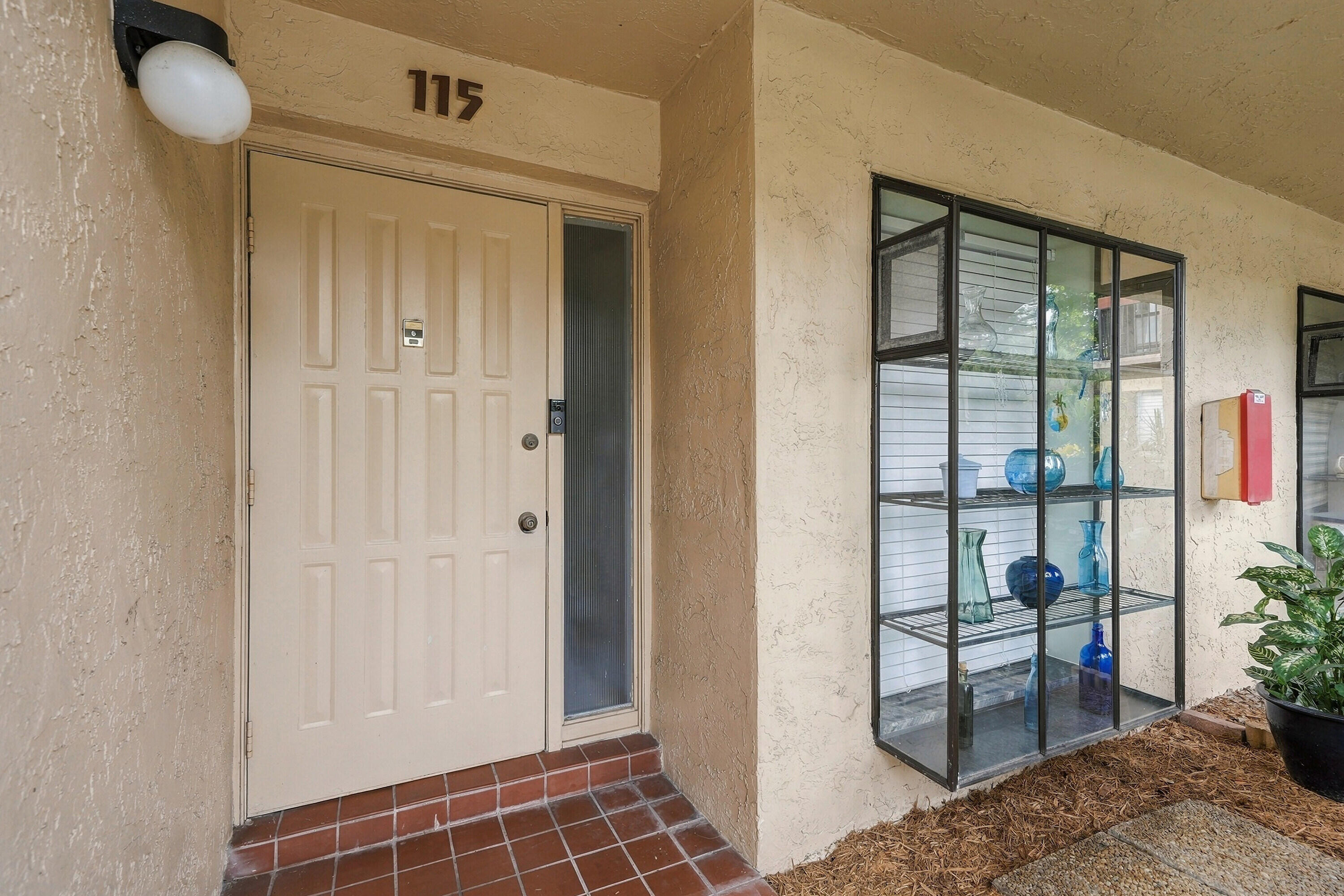 2379 SW 15TH Street 115