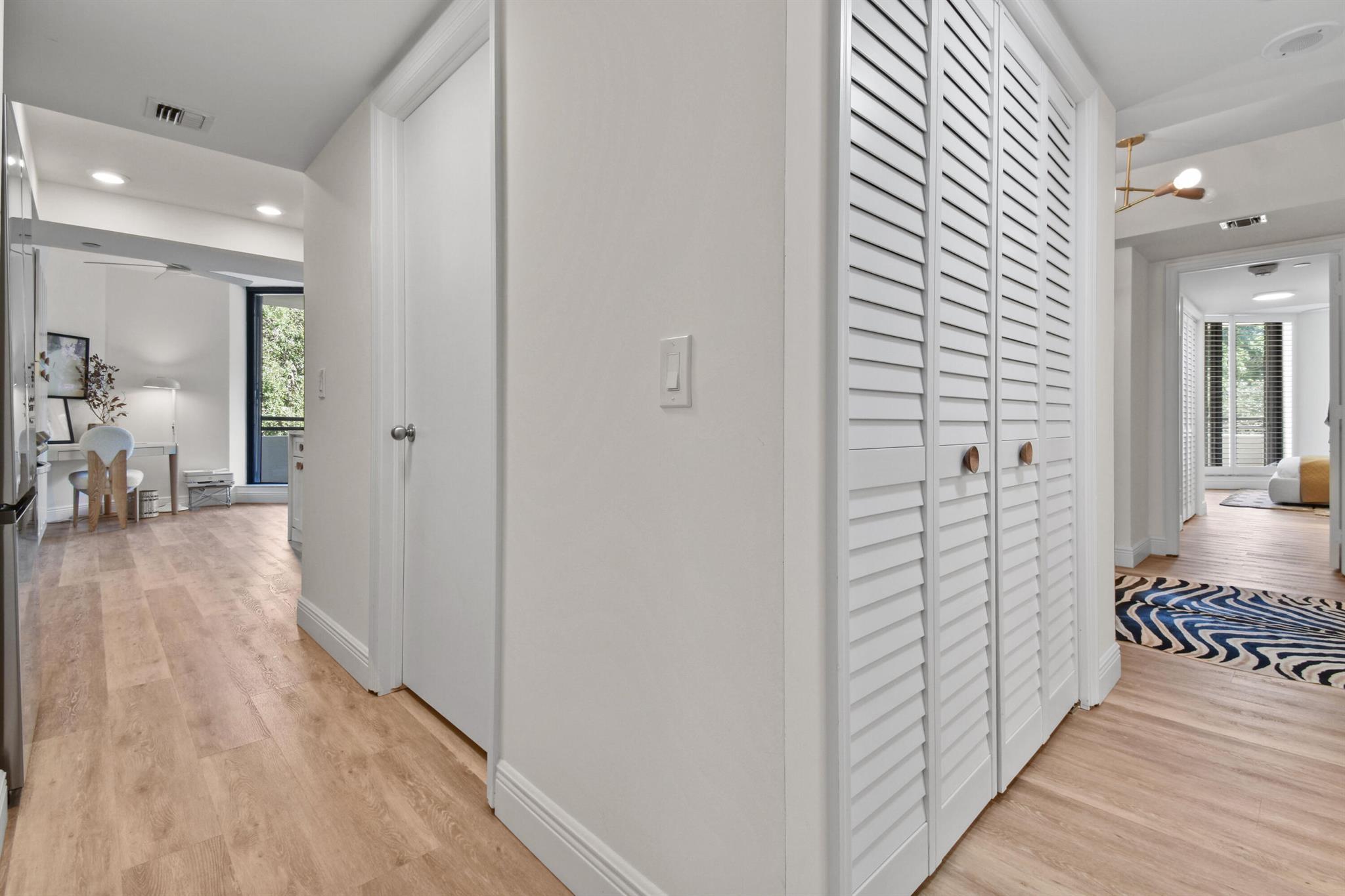 SOUTHPORTE ONE AT JONATHA - Residential Lease