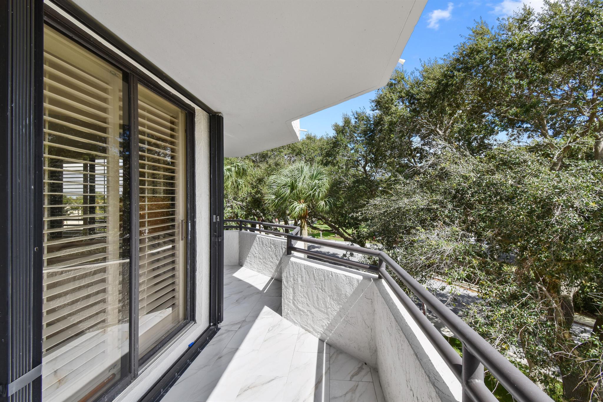 SOUTHPORTE ONE AT JONATHA - Residential Lease