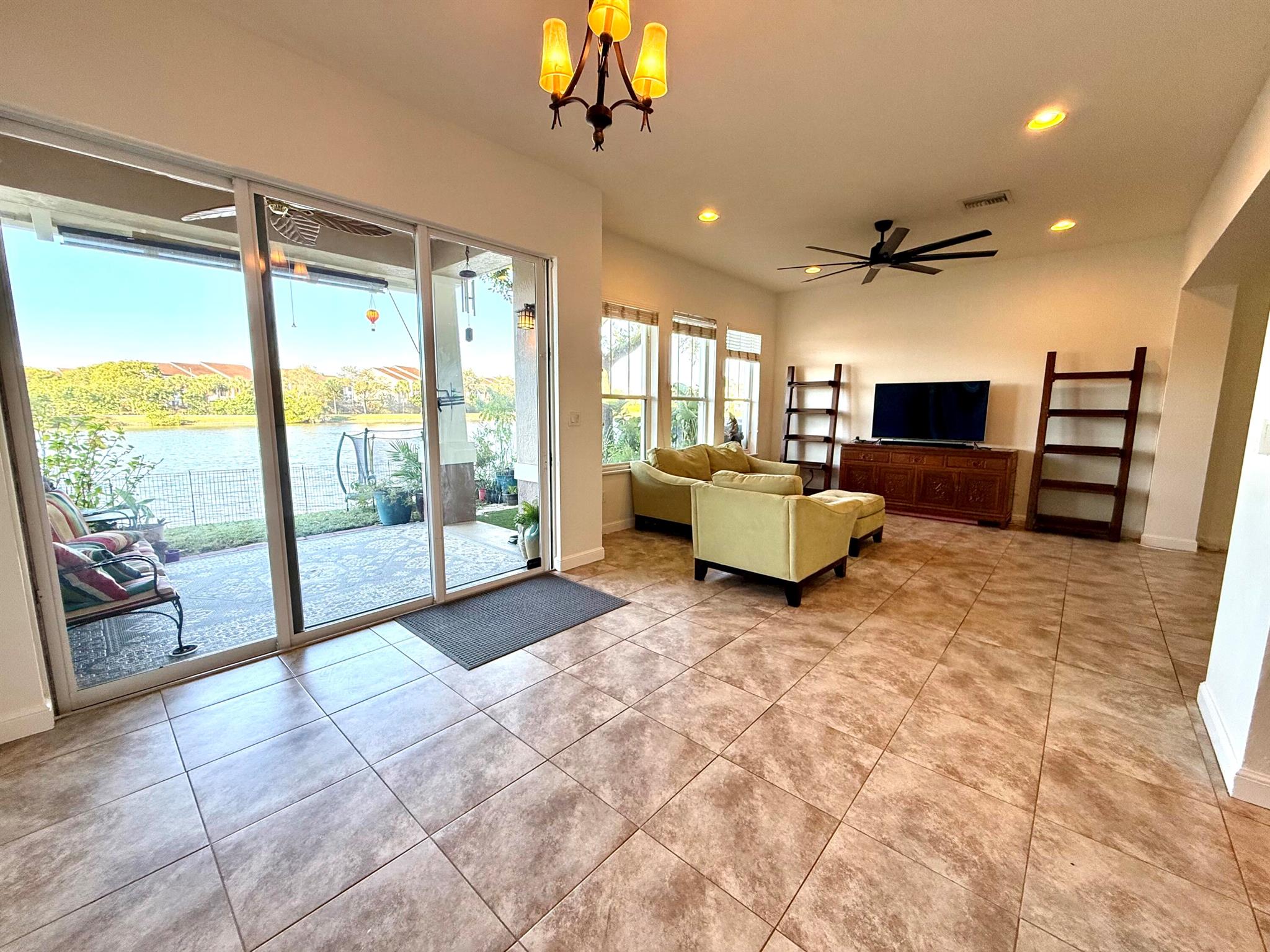 855 Marina Del Ray Lane 2
