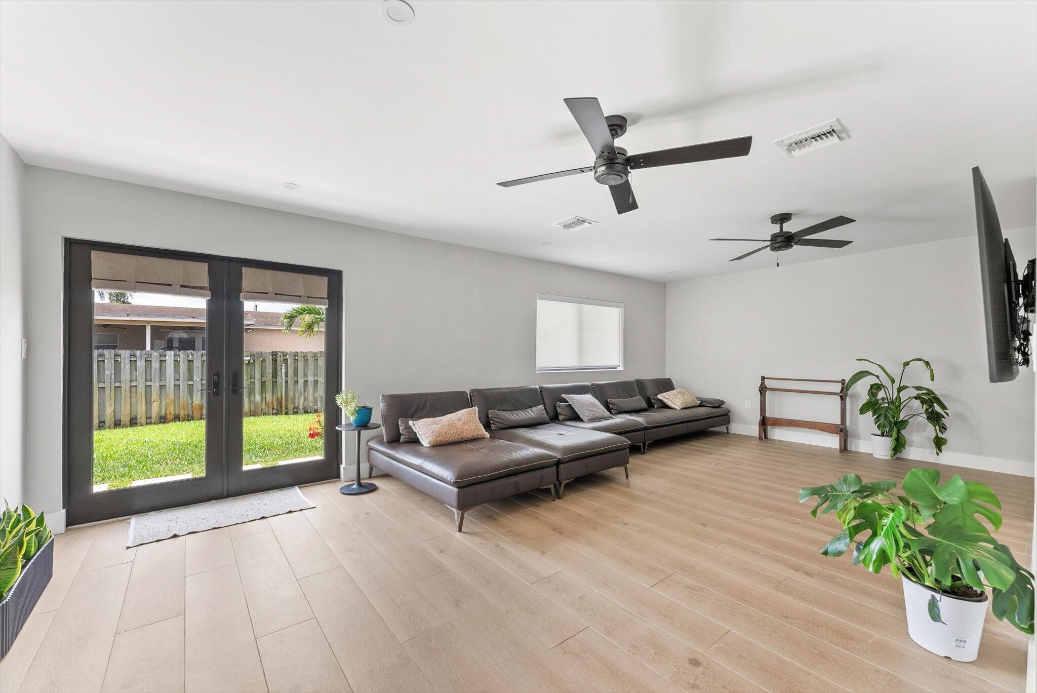 SUNRISE GOLF VILLAGE SEC 24 - Residential