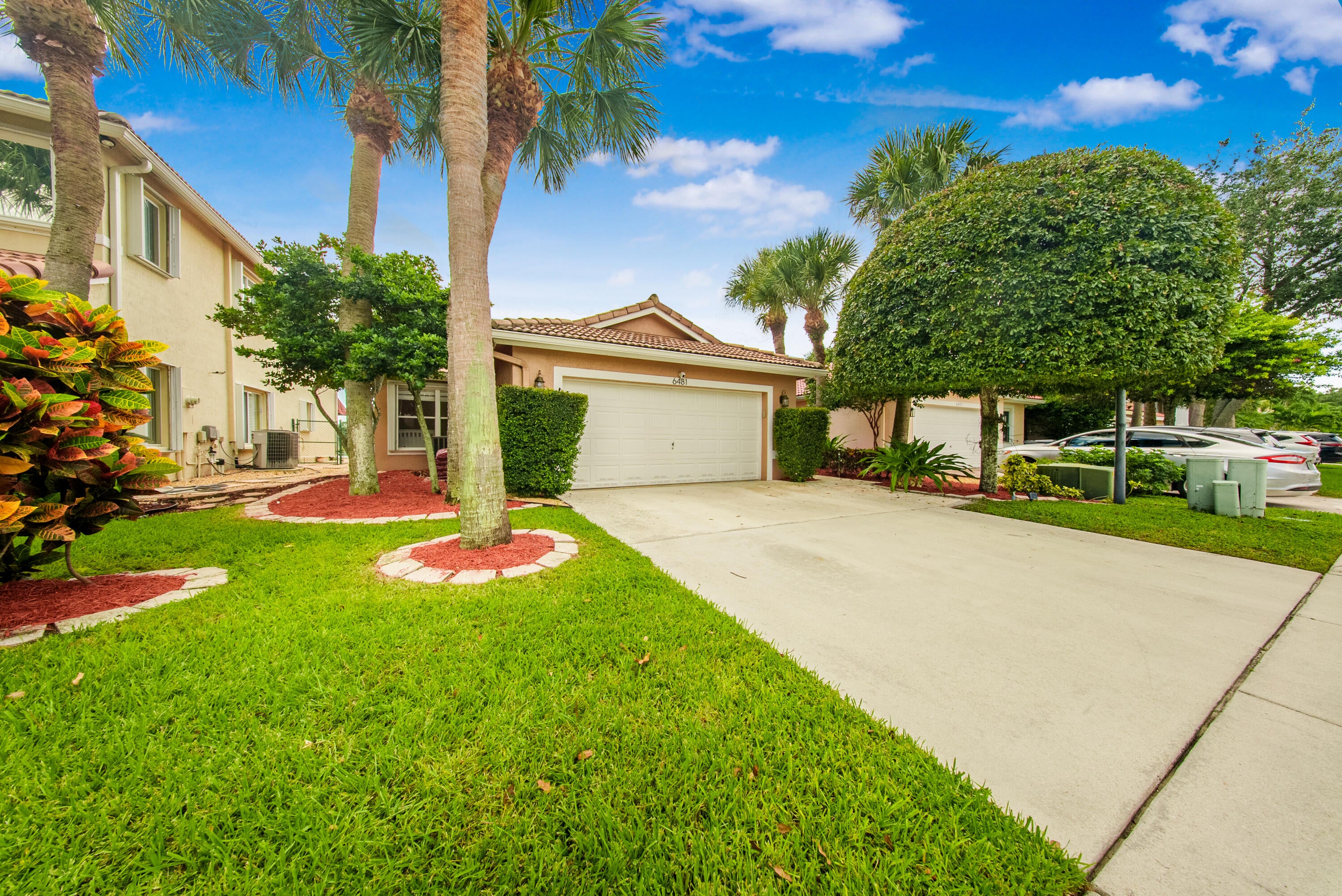 Properties 6481 Willoughby Circle