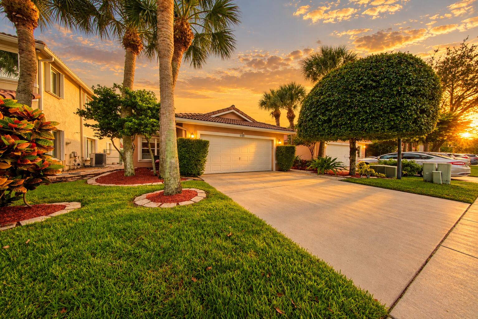 6481 Willoughby Circle
