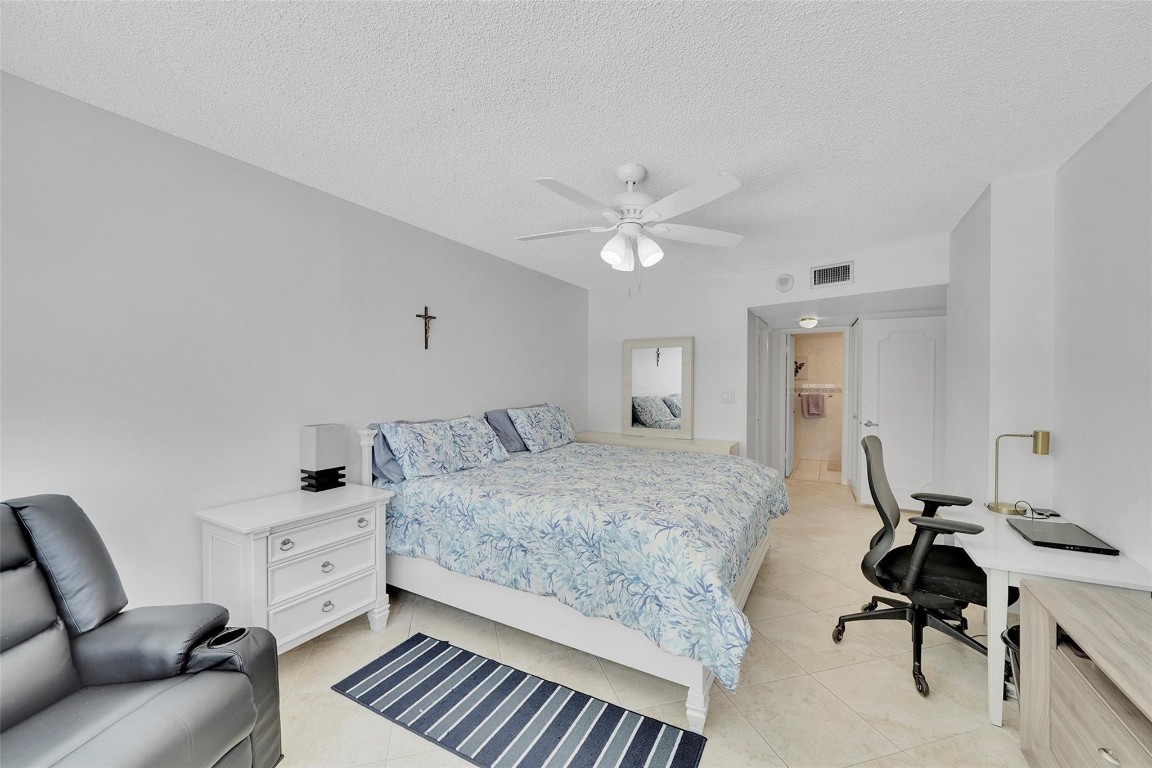 SOUTHPOINT CONDOMINIUM - Residential