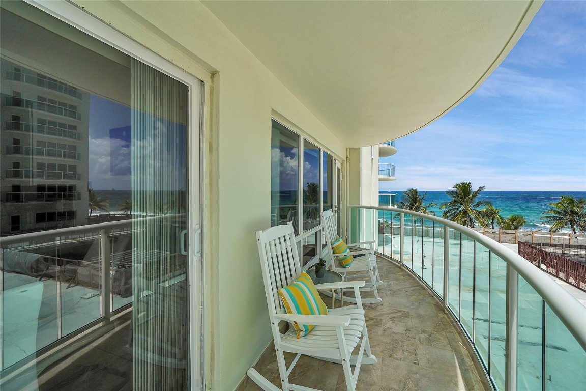 SOUTHPOINT CONDOMINIUM - Residential