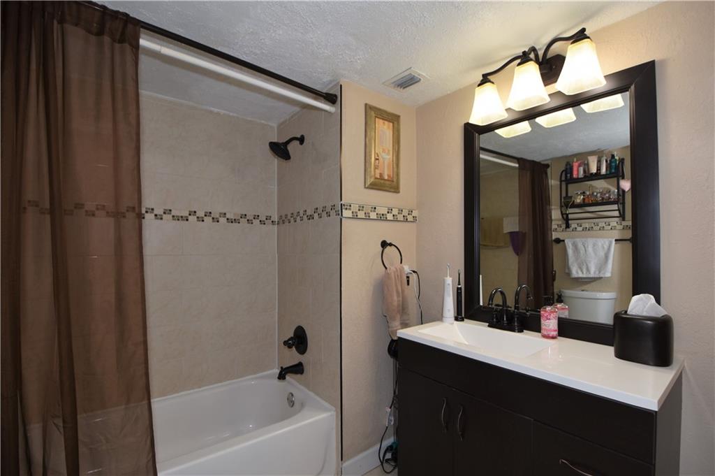 Rolling Hills - Residential