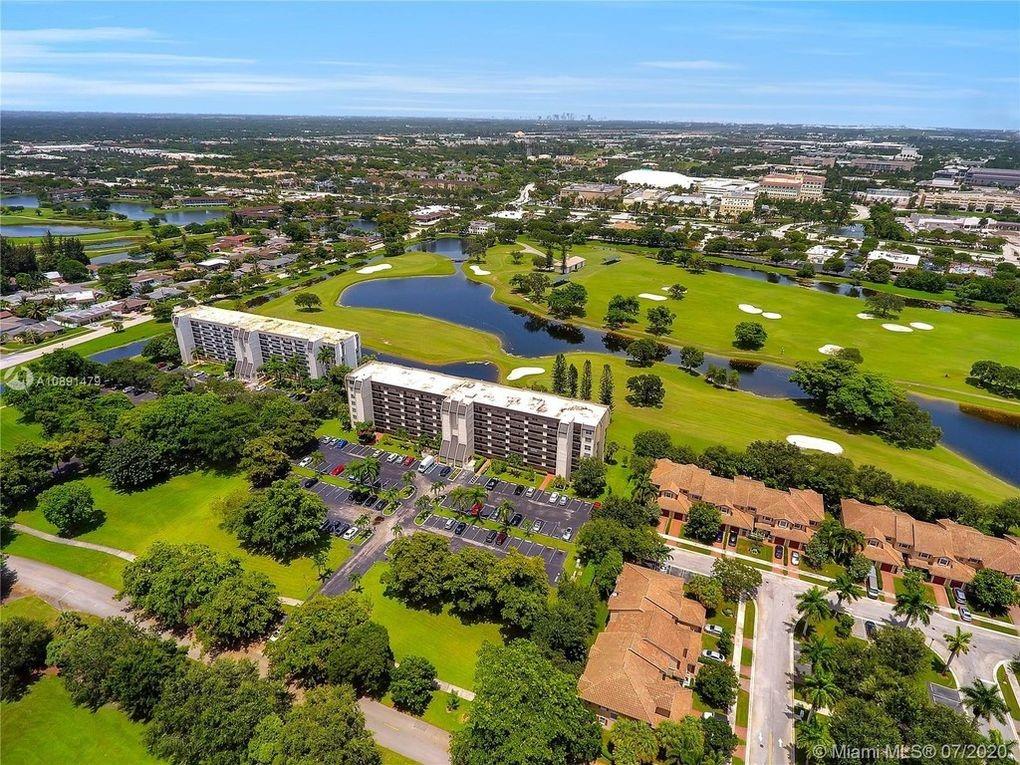 Rolling Hills - Residential