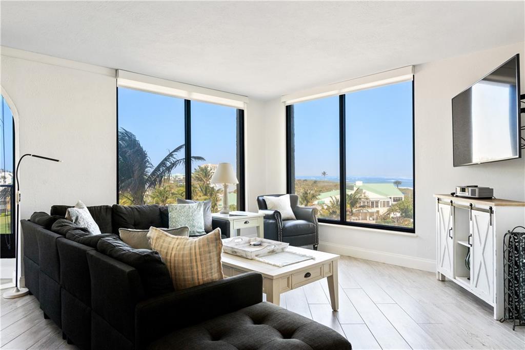 2400 S Ocean Drive 8153