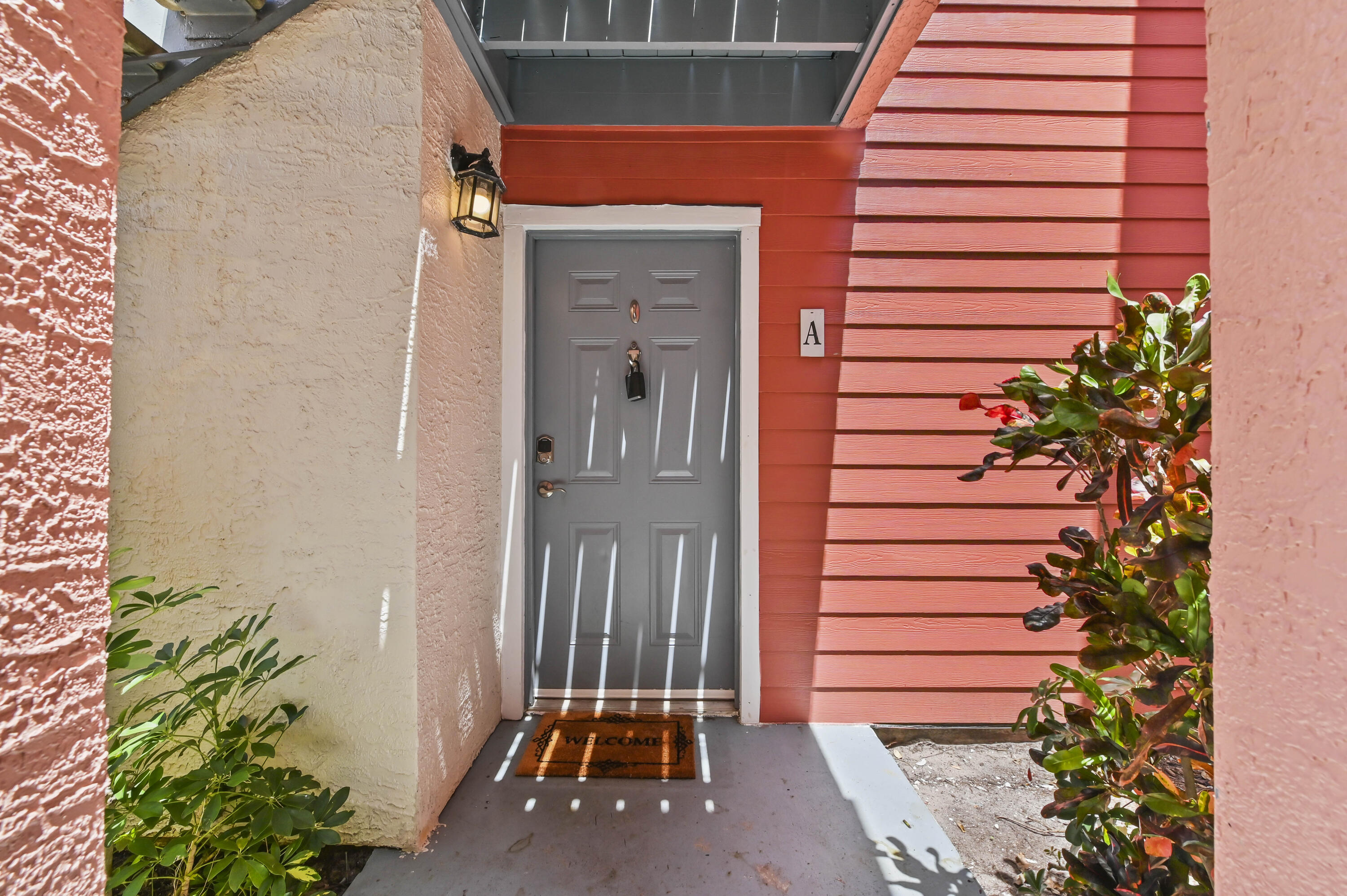 1055 Crystal Way A