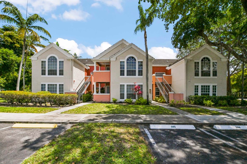 Photo of 1055 Crystal Way #A, Delray Beach, FL 33444 (MLS # B26026111)