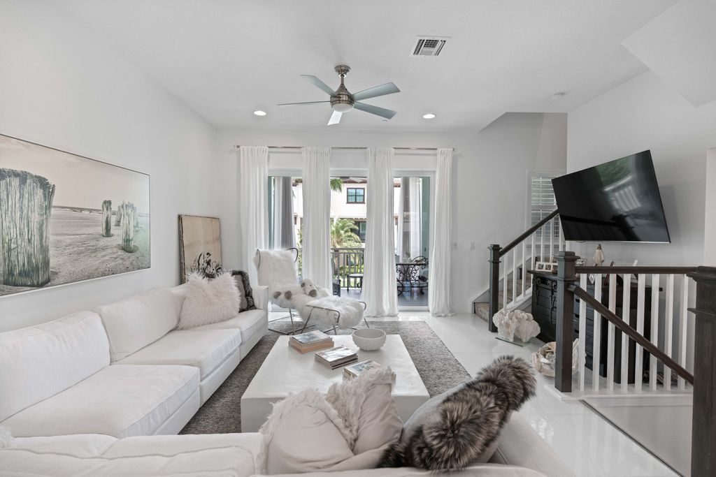 Photo of 3024 Franklin Place, Palm Beach Gardens, FL 33418 (MLS # B26010151)