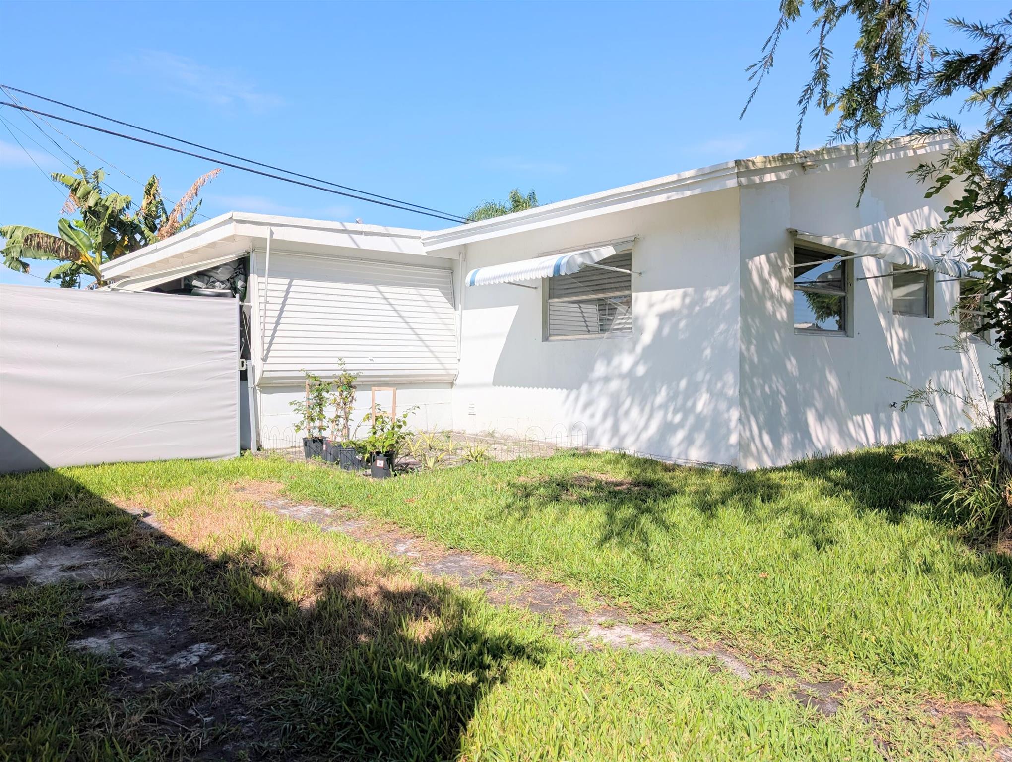View photos, virtual tours, details... 2700 NW 52nd Street