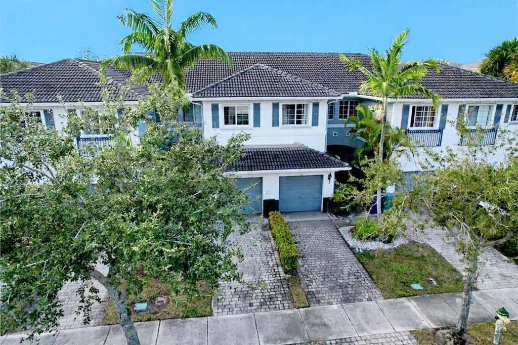 Photo of 1421 NW 34th Way #1421, Lauderhill, FL 33311 (MLS # F10549876)