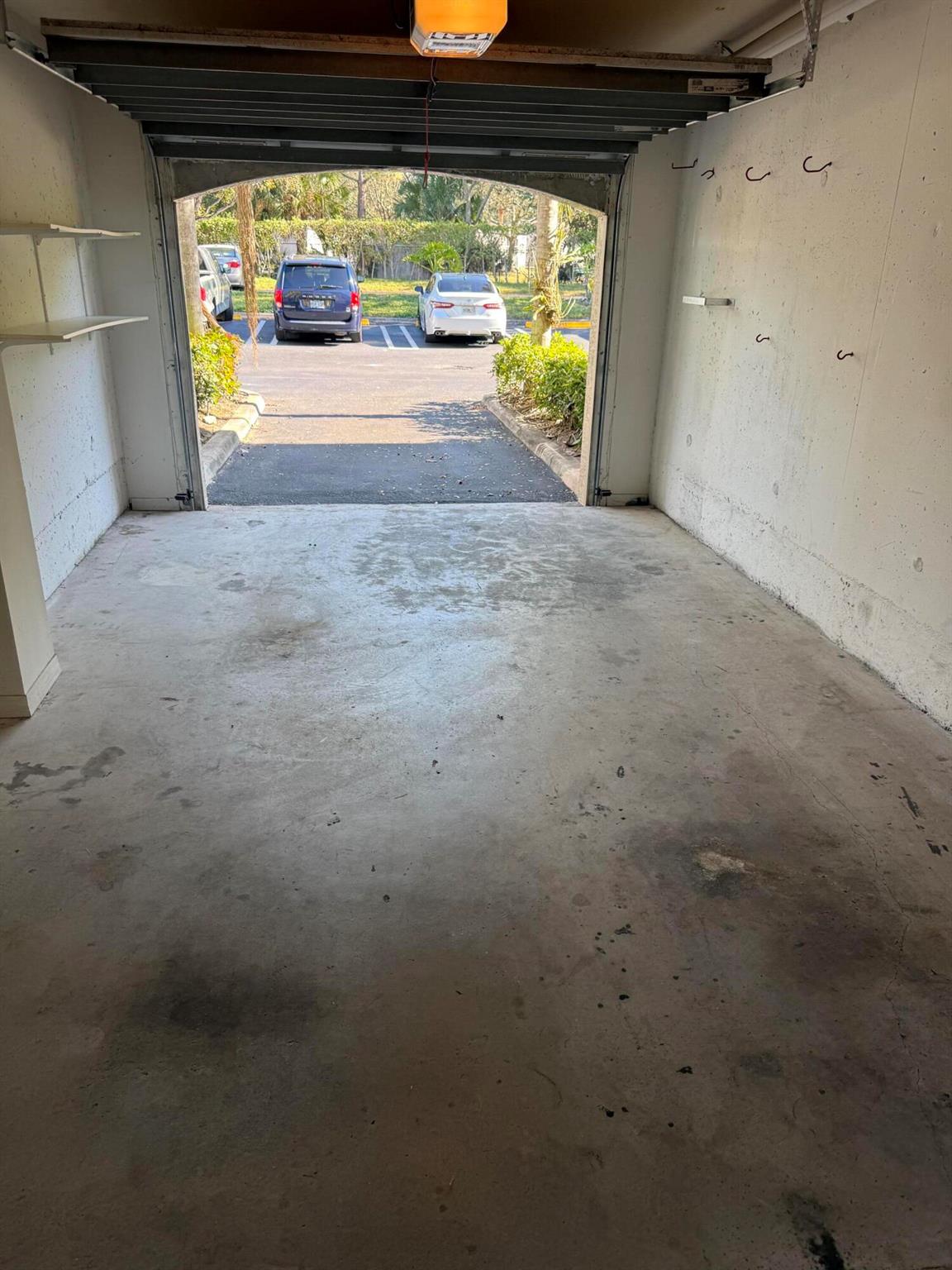 GRAND VIEW AT CRESTWOOD C - Residential Lease