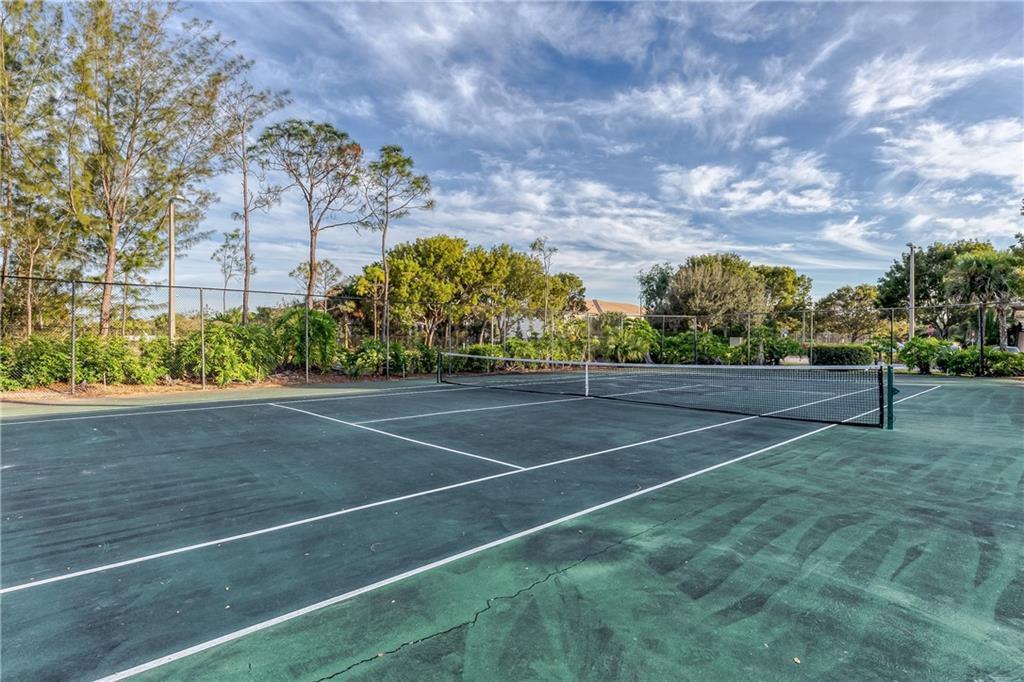 GRAND VIEW AT CRESTWOOD C - Residential Lease