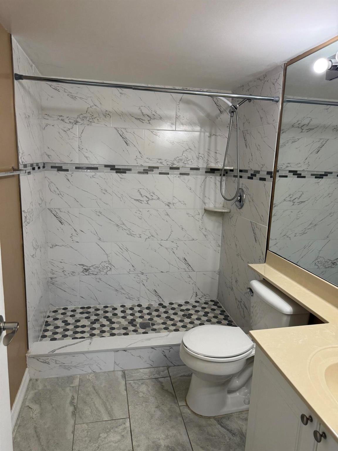 GRAND VIEW AT CRESTWOOD C - Residential Lease