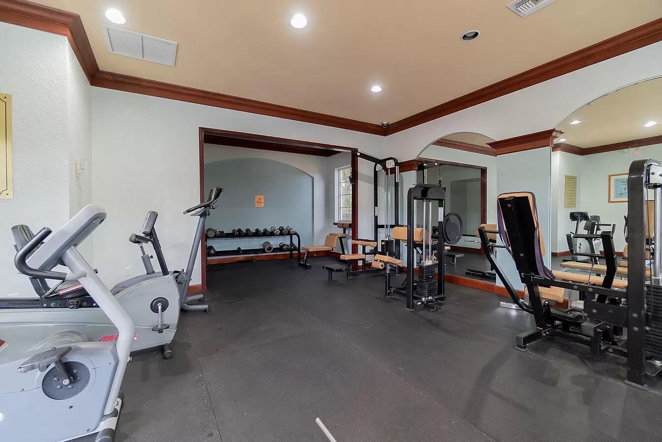 GRAND VIEW AT CRESTWOOD C - Residential Lease