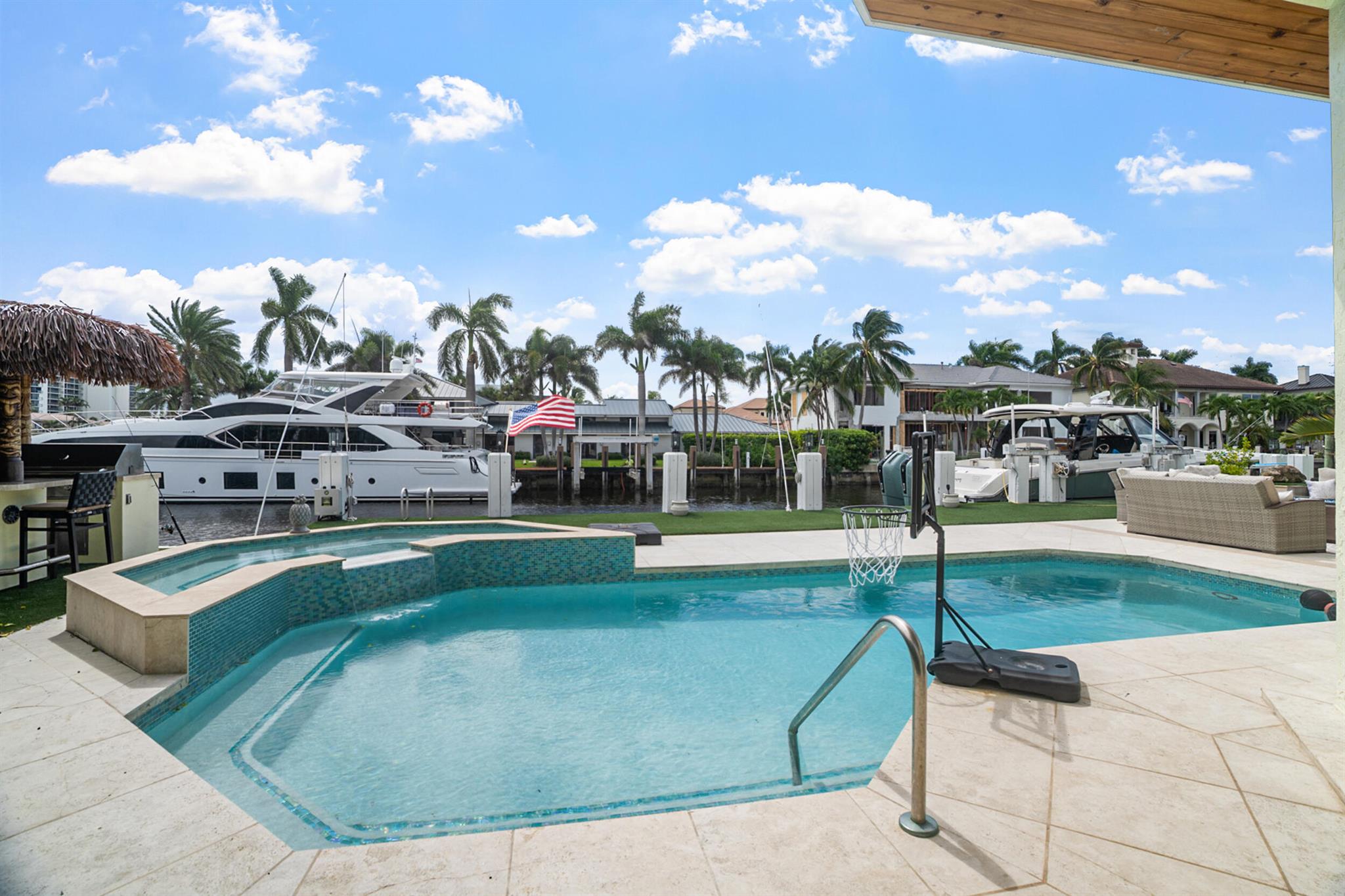 TROPIC ISLE 3RD SEC - Residential