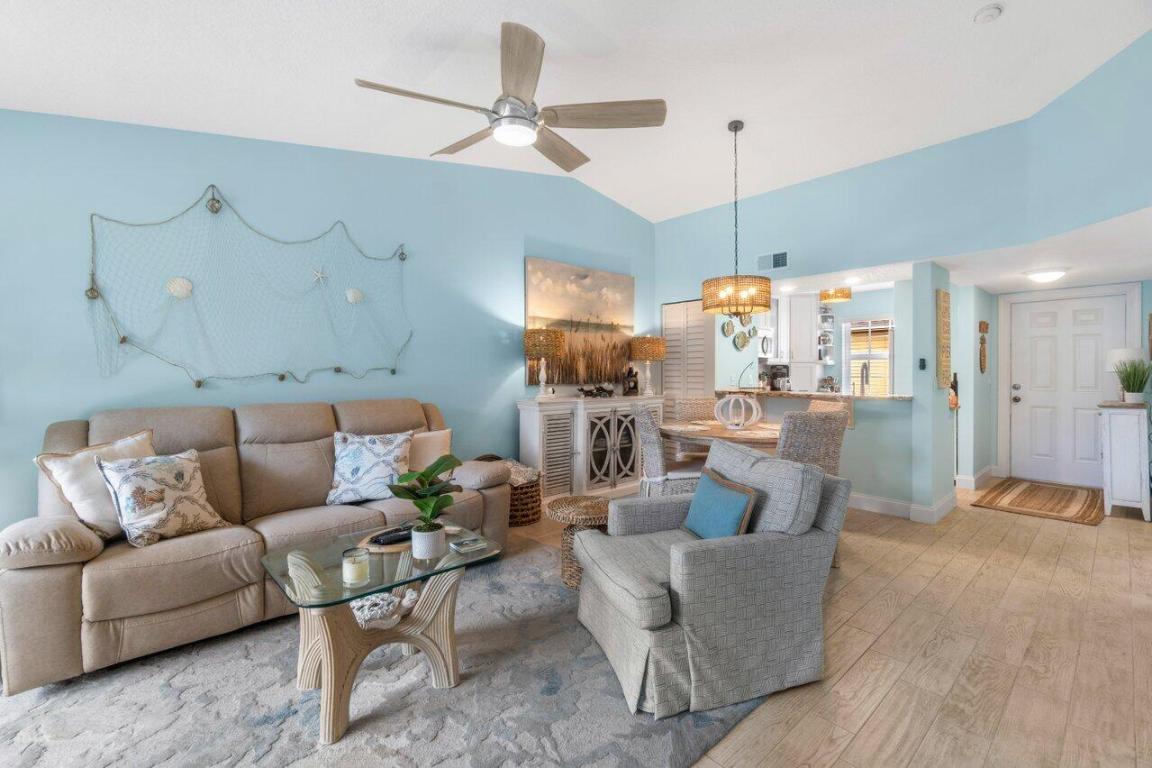 BAY REACH CONDO - Residential