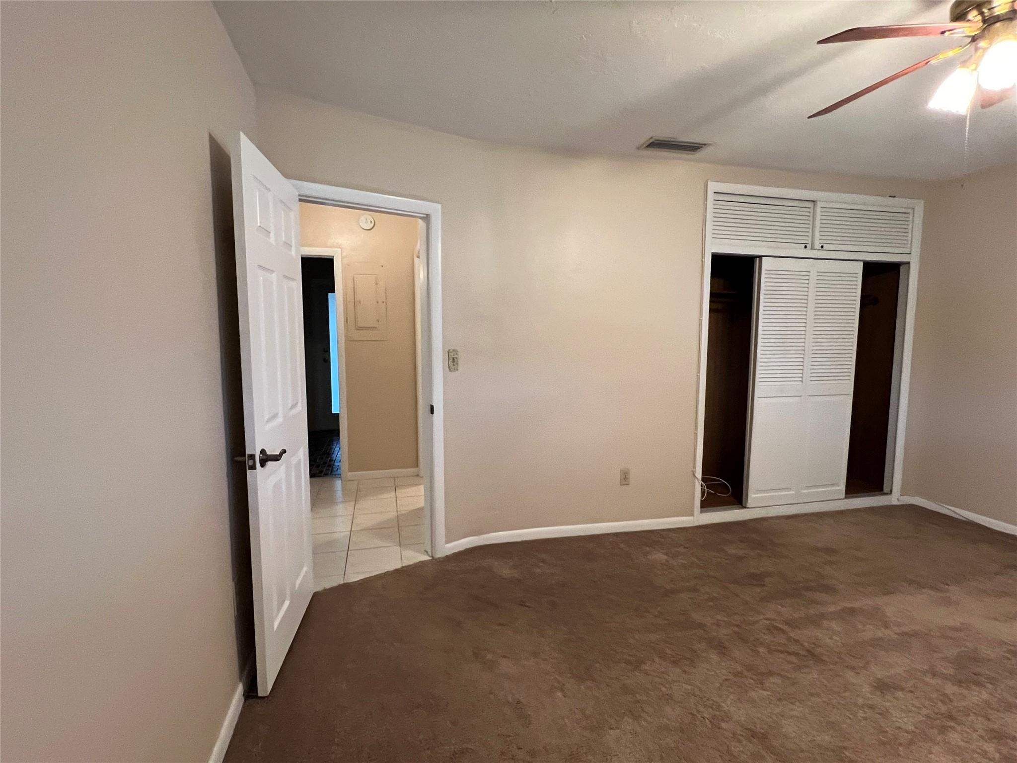 PEMBROKE LAKES SEC 4 - Residential Lease