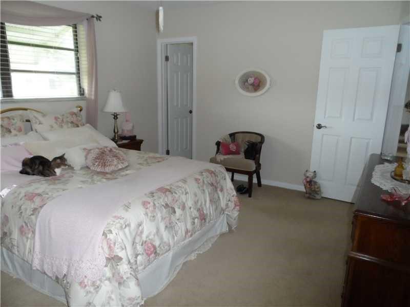 PEMBROKE LAKES SEC 4 - Residential Lease